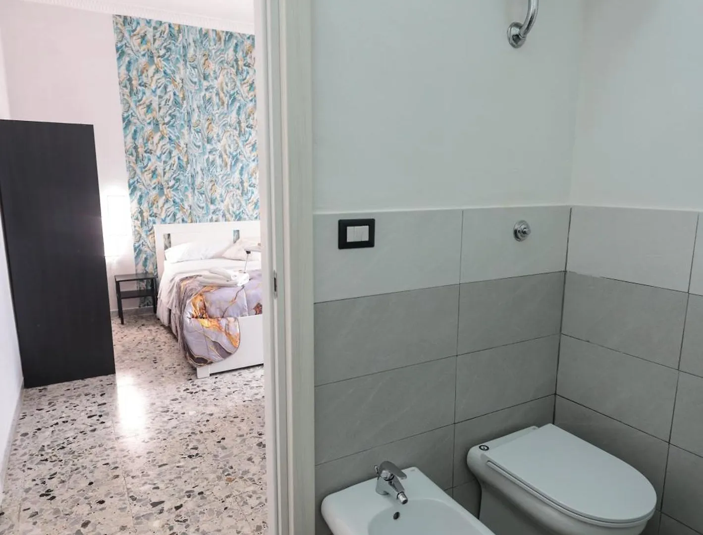 A Cartulina E Napule Bed & Breakfast Naples Italy