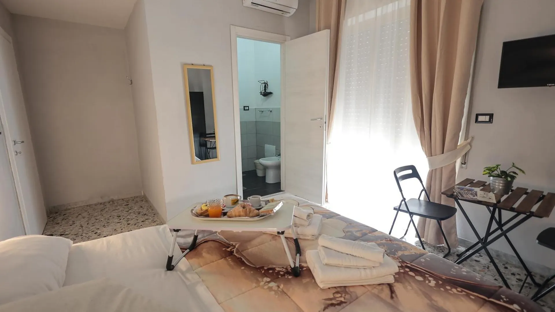 A Cartulina E Napule Bed & Breakfast Naples