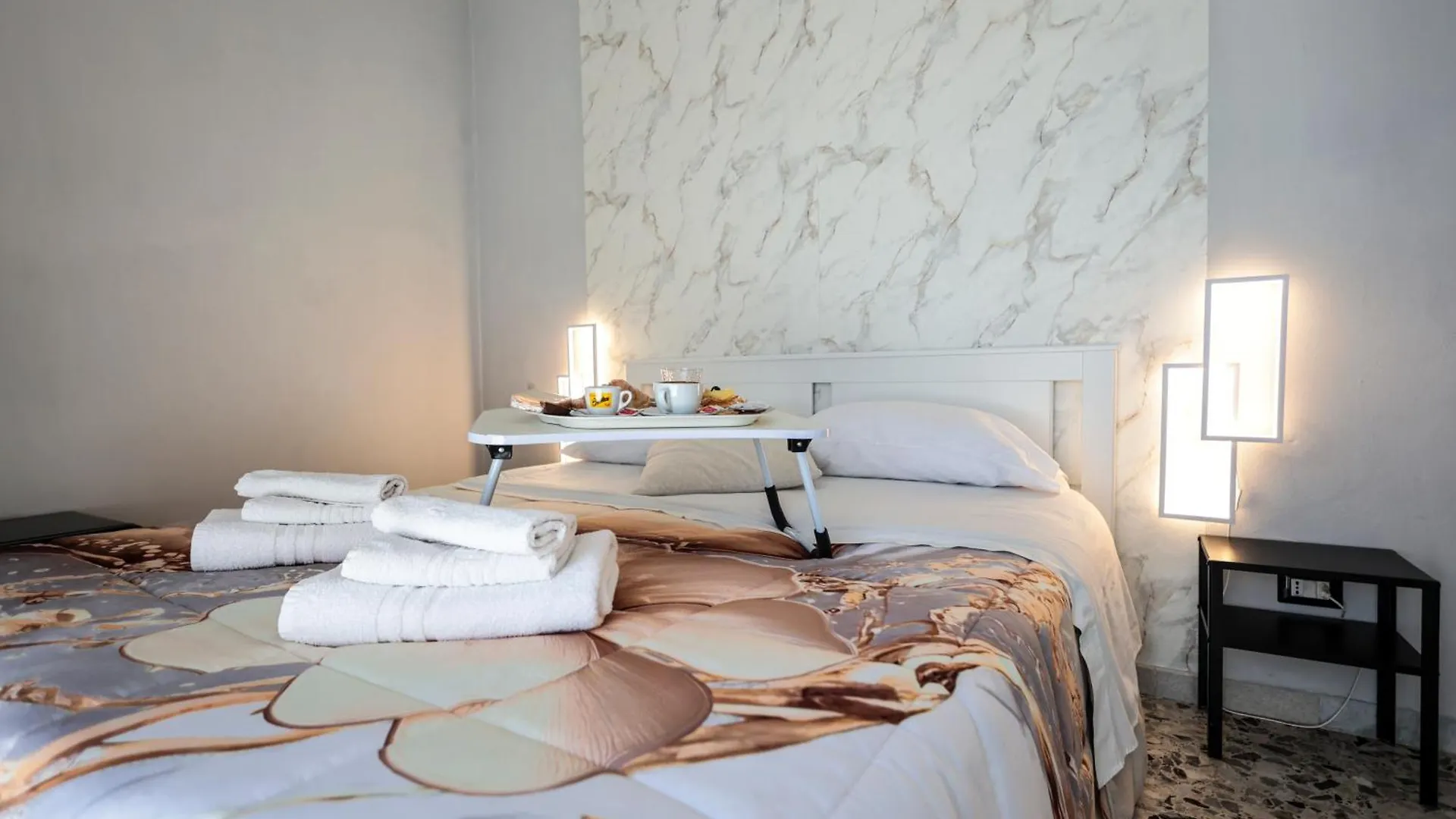 A Cartulina E Napule Bed & Breakfast Naples