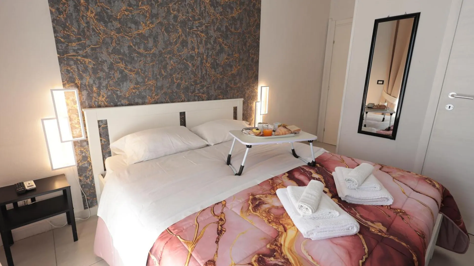 A Cartulina E Napule Bed & Breakfast Naples