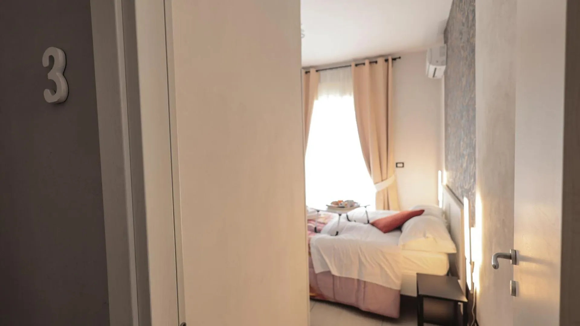 A Cartulina E Napule Bed & Breakfast Naples