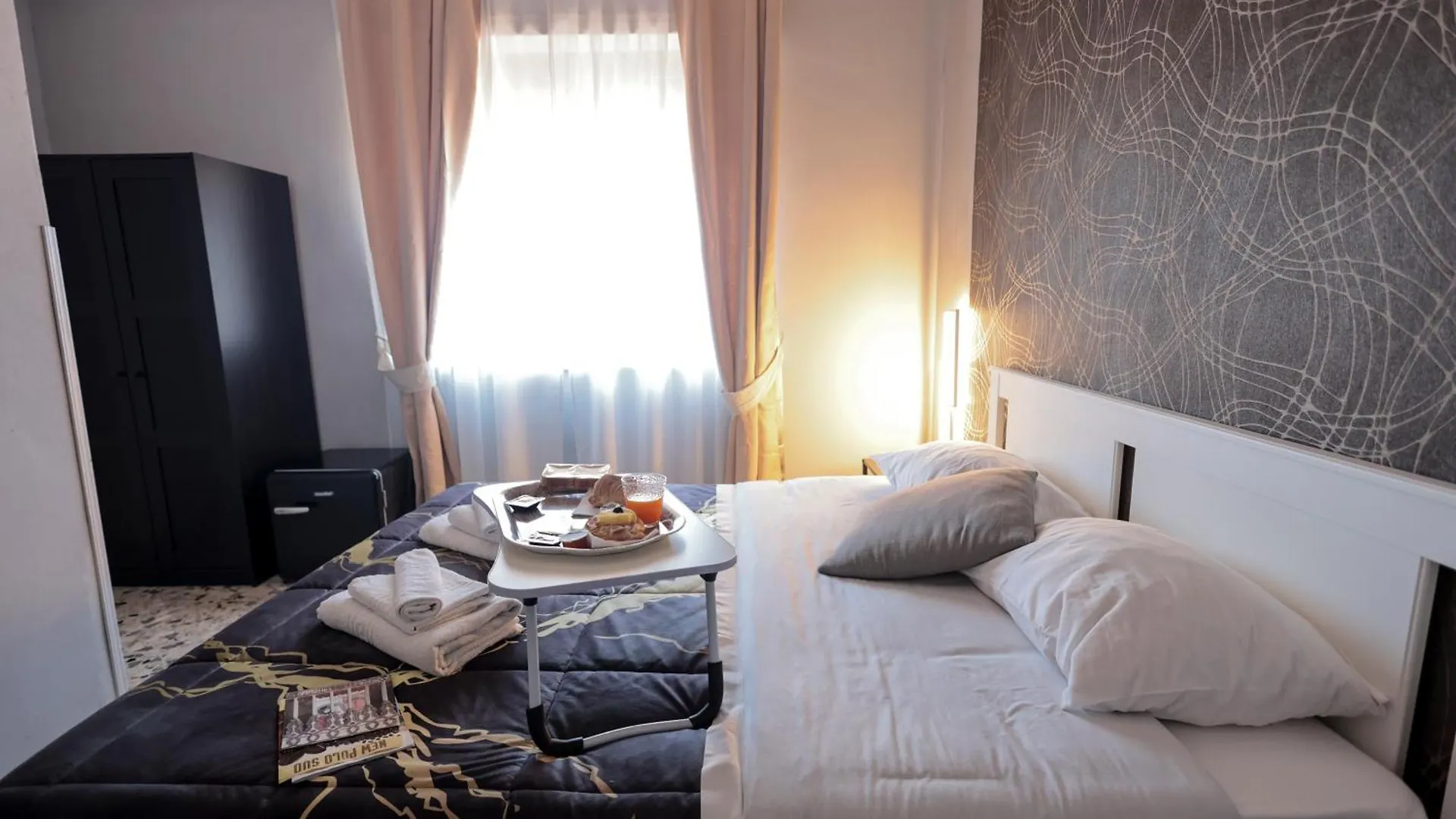 A Cartulina E Napule Bed & Breakfast Naples