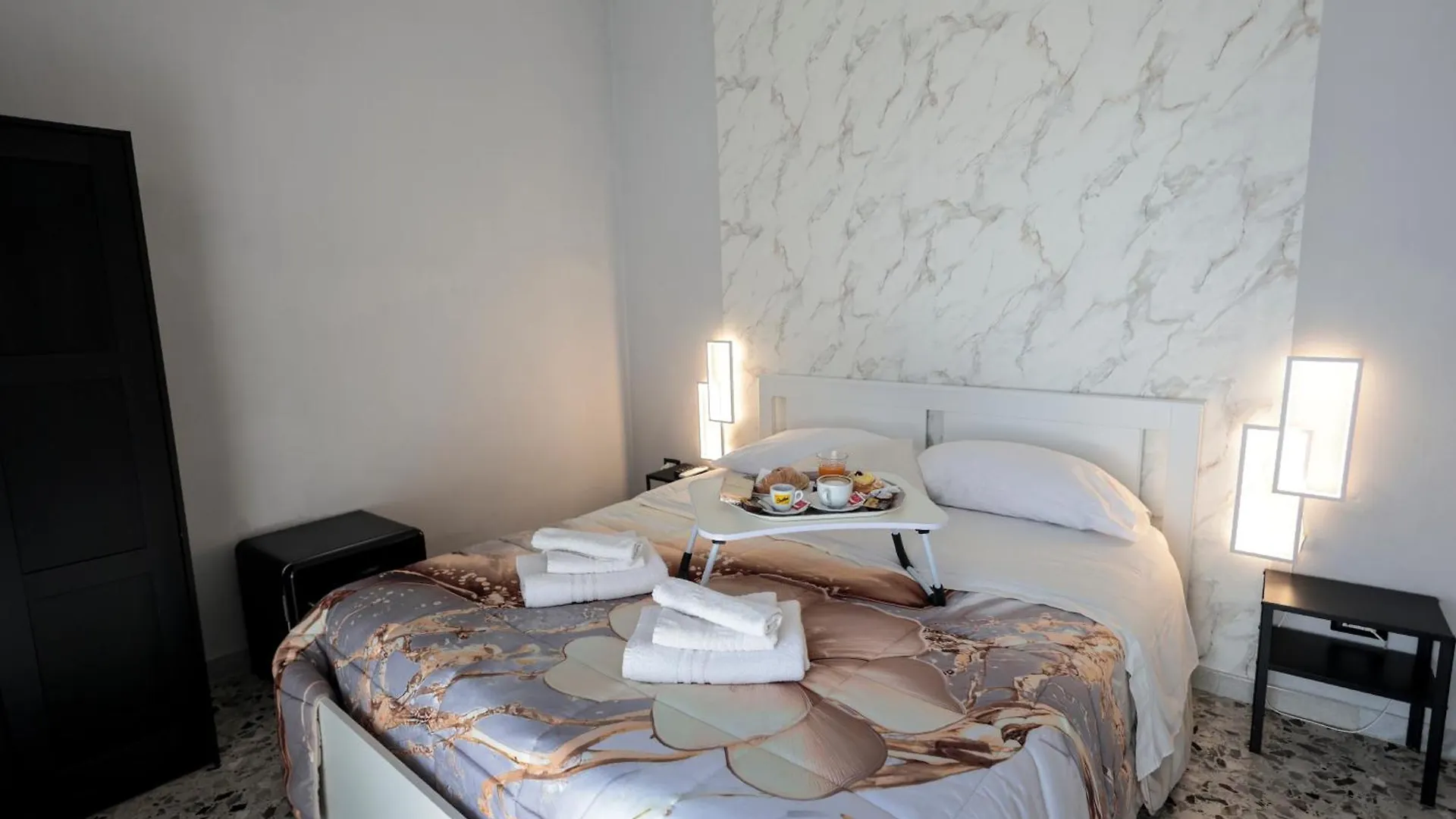 A Cartulina E Napule Bed & Breakfast Naples 0*,
