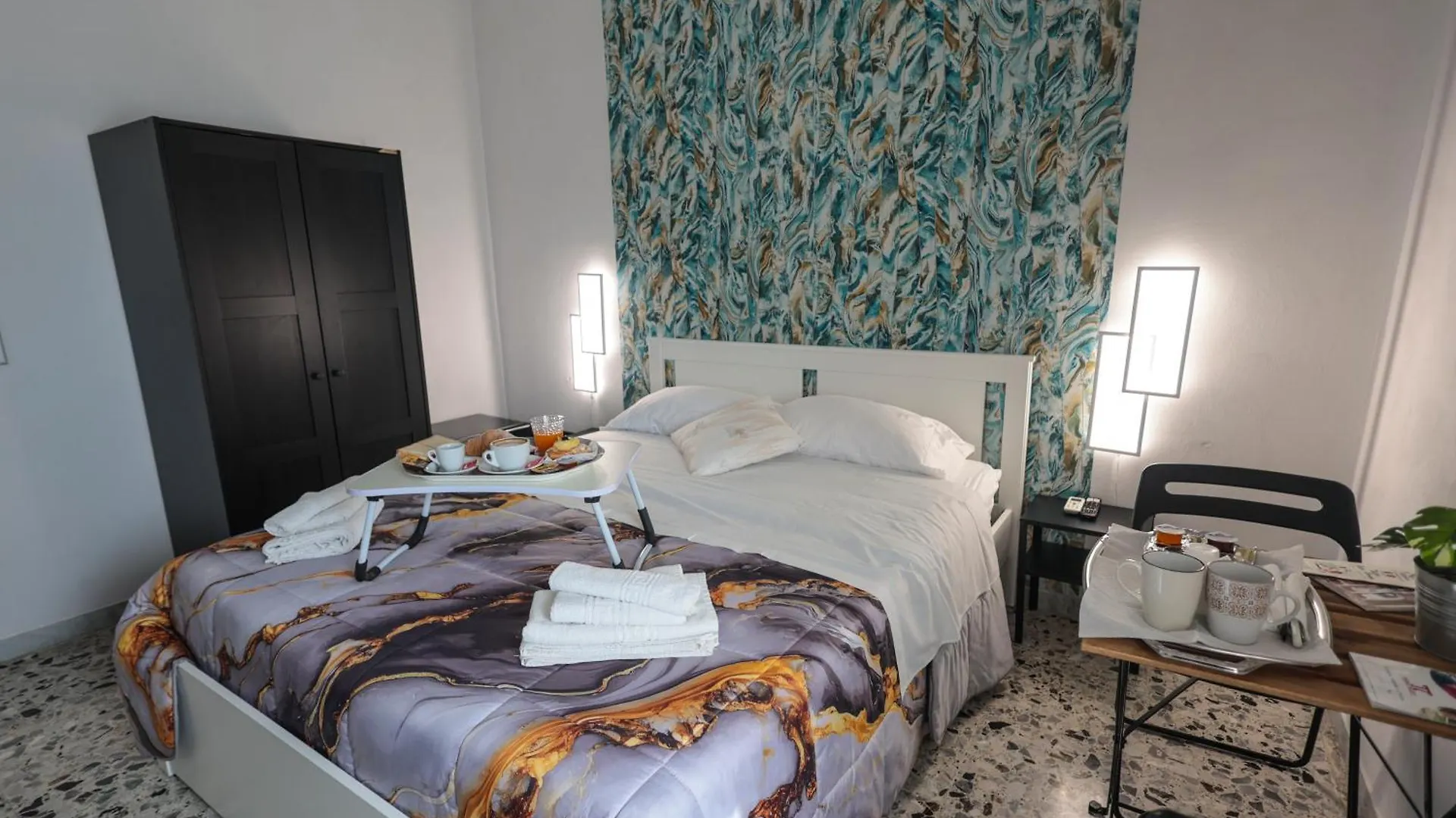 A Cartulina E Napule Bed & Breakfast Naples Italy